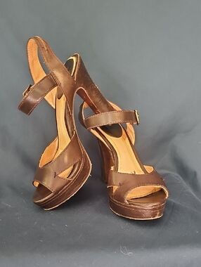 Frye Women’s Brown Leather High Heel Platform Sandals Size 8